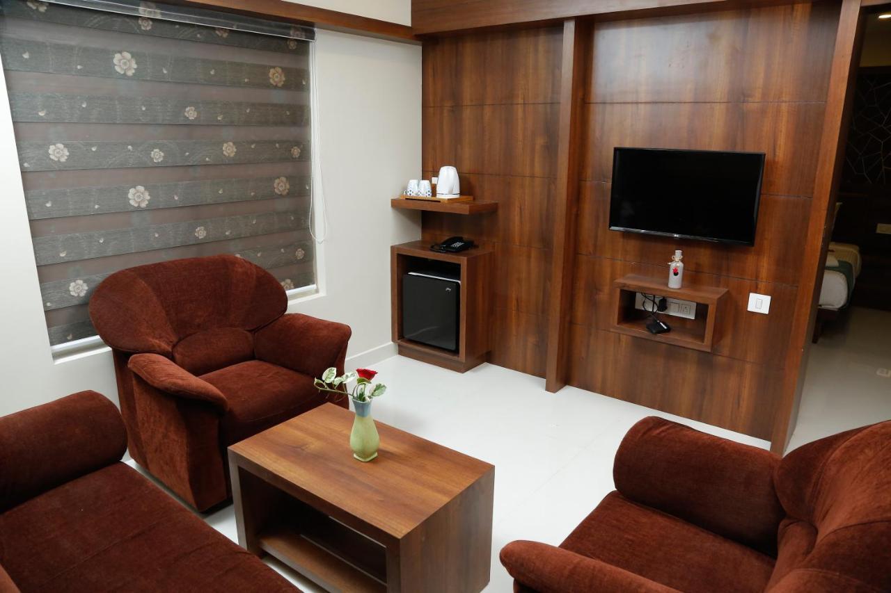 Hotel Crystals Cove Thekkady Esterno foto