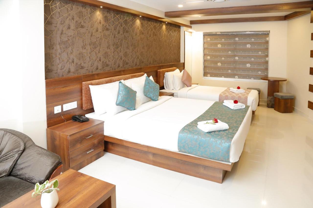 Hotel Crystals Cove Thekkady Esterno foto