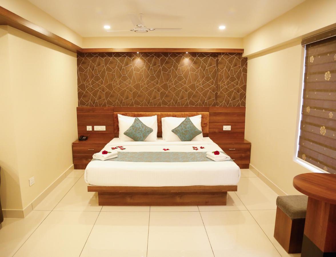Hotel Crystals Cove Thekkady Esterno foto
